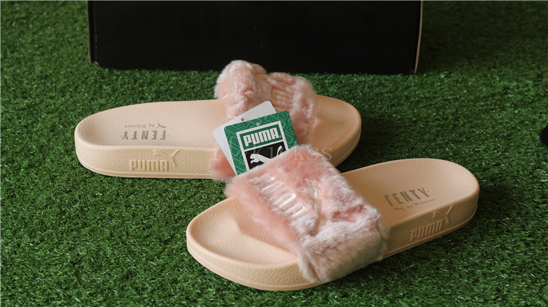 Puma Leadcat Fenty Fur Slide Pink